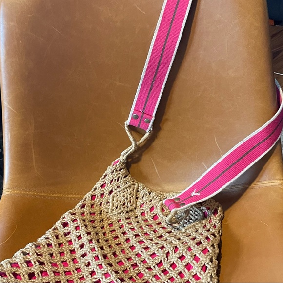 American Eagle Boho Crossbody - Picture 4 of 9